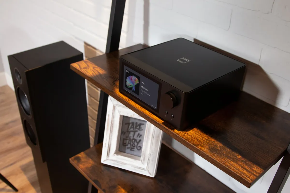 NAD C 700 Integrated Streaming Amplifier - [2x120W DAC USB BT Wi-Fi BluOS HDMI Phono] above view at Toma Audio