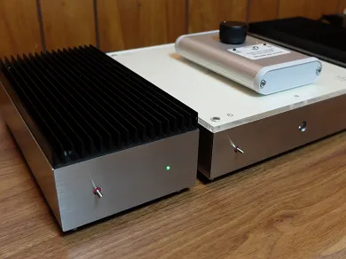 Rear connection panel of the Sparkler Audio S513i control amplifier